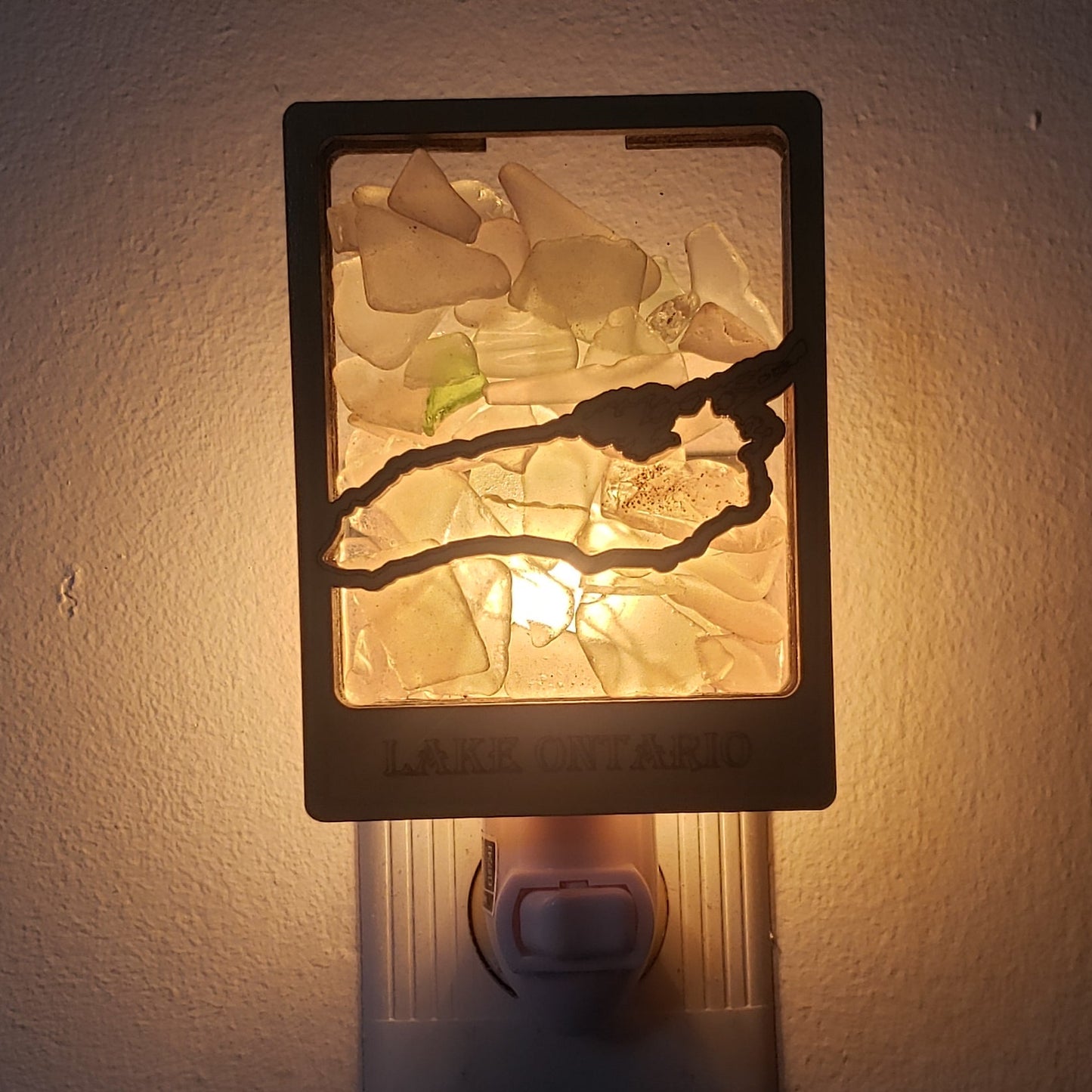 Lake Ontario Beach Glass Shadowbox Plugin Nightlight with on/off switch, Great Lakes