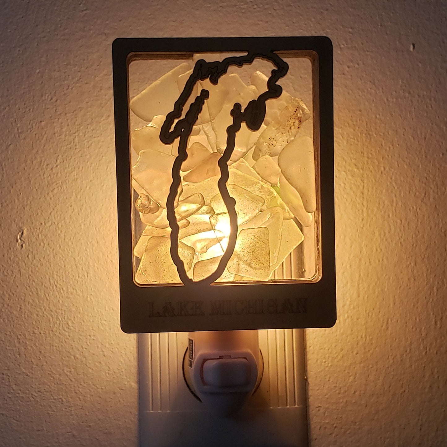 Lake Michigan Beach Glass Shadowbox Plugin Nightlight with on/off switch, Great Lakes